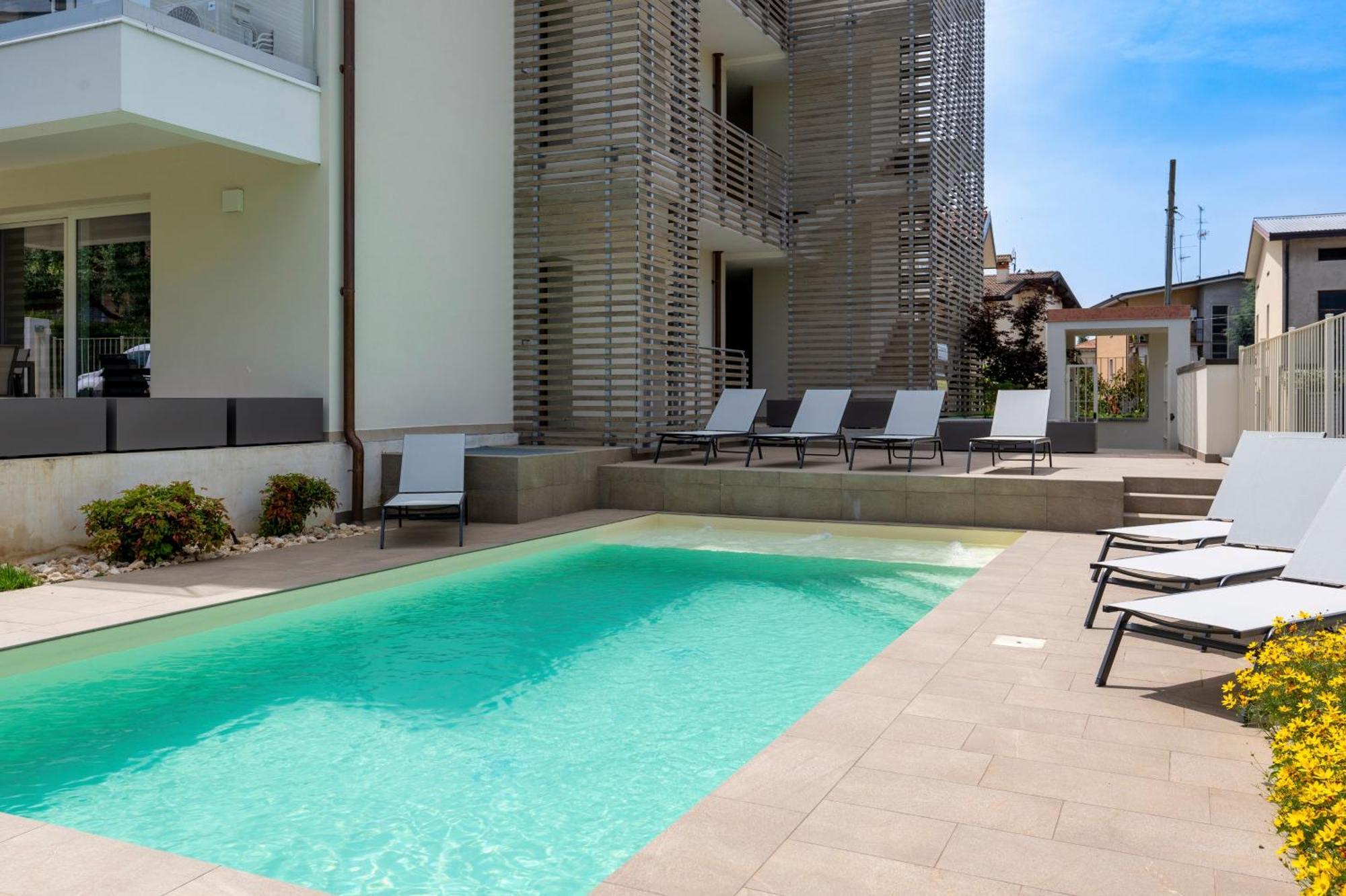 Malvezzi Apartments Desenzano del Garda Exteriér fotografie