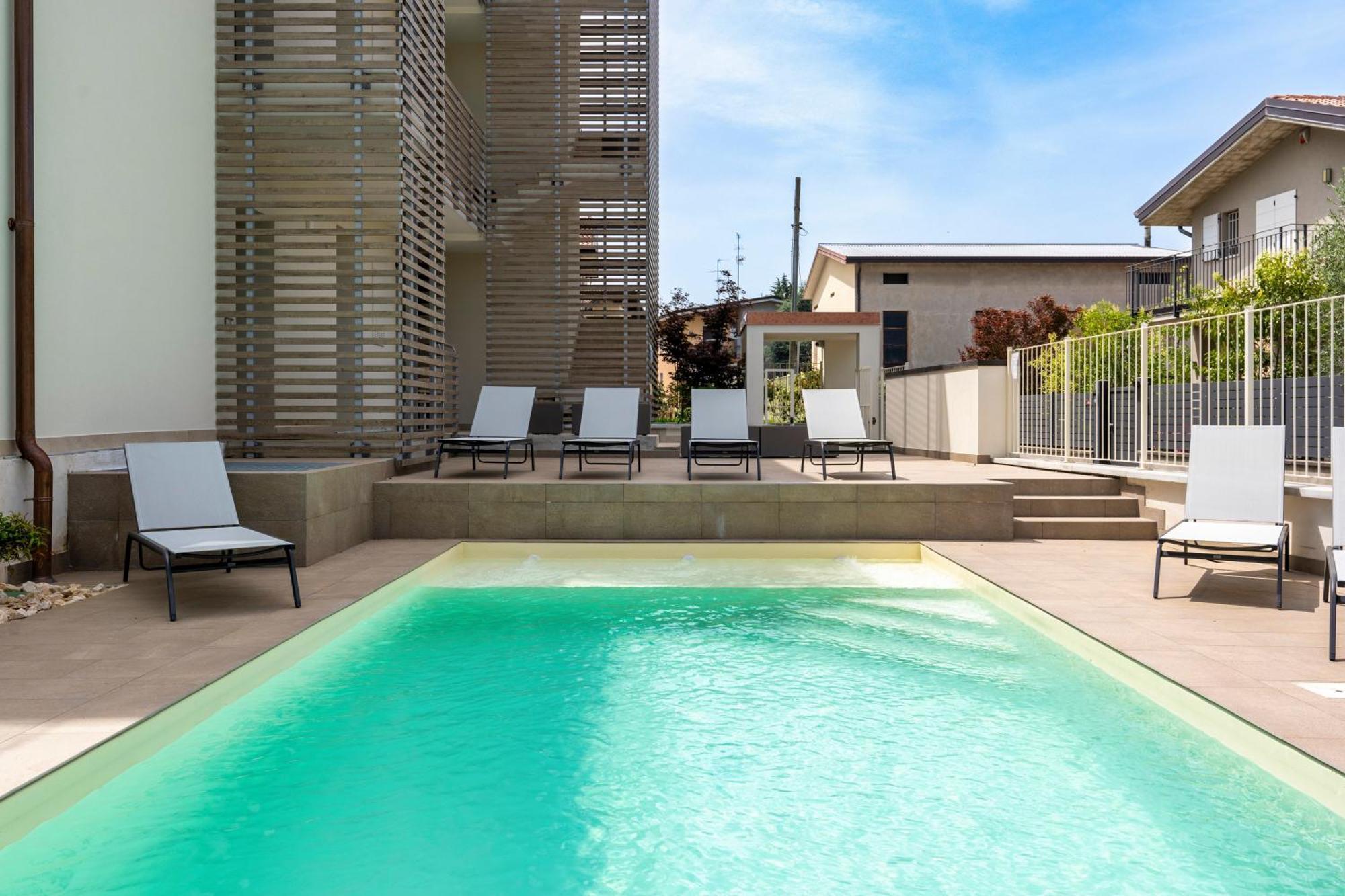 Malvezzi Apartments Desenzano del Garda Exteriér fotografie